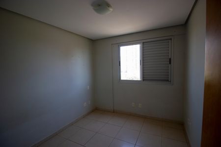 Apartamento para alugar com 90m², 3 quartos e 1 vagaQuarto 2