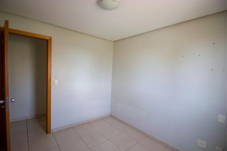 Apartamento para alugar com 90m², 3 quartos e 1 vagaQuarto 2