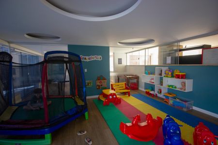 Apartamento para alugar com 90m², 3 quartos e 1 vagaÁrea comum