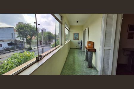 Casa para alugar com 450m², 4 quartos e 5 vagas Casa para alugar com 450m², 4 quartos e 5 vagasVaranda do Quarto 1