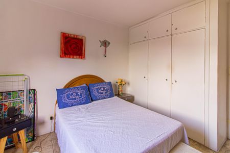 Apartamento à venda com 78m², 2 quartos e 1 vagaQuarto 2