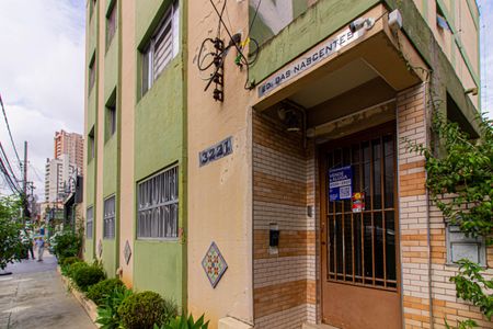 Apartamento à venda com 78m², 2 quartos e 1 vagaFachada + Plaquinha