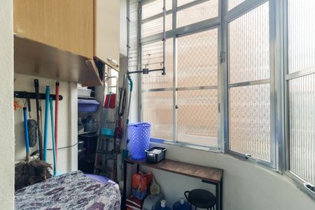 Apartamento à venda com 87m², 2 quartos e sem vaga Apartamento à venda com 87m², 2 quartos e sem vagaLavanderia