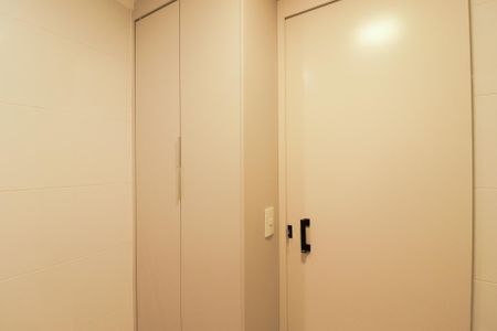 Studio para alugar com 29m², 0 quarto e sem vaga Studio para alugar com 29m², 0 quarto e sem vagaStudio/Banheiro