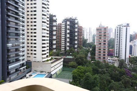 Apartamento à venda com 115m², 3 quartos e 3 vagasVista Suíte 1