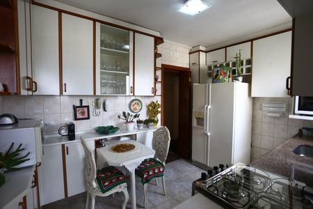 Apartamento à venda com 115m², 3 quartos e 3 vagasCozinha