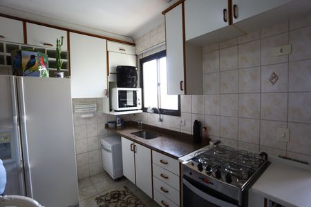 Apartamento à venda com 115m², 3 quartos e 3 vagasCozinha