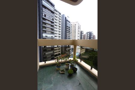 Apartamento à venda com 115m², 3 quartos e 3 vagasVista Suíte 1