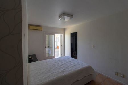 Casa à venda com 240m², 3 quartos e 2 vagasQuarto 3 - Suíte