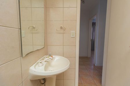 Casa à venda com 240m², 3 quartos e 2 vagasBanheiro 2