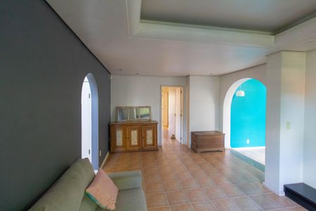 Casa à venda com 240m², 3 quartos e 2 vagasSala