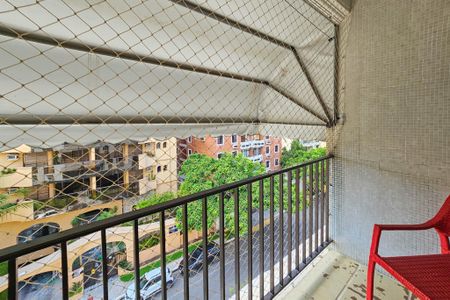 Apartamento para alugar com 100m², 3 quartos e 1 vagaVaranda