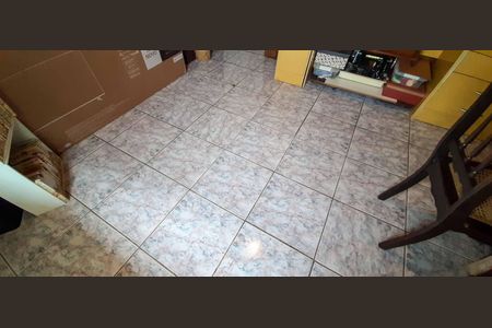 Casa à venda com 164m², 4 quartos e 2 vagas Casa à venda com 164m², 4 quartos e 2 vagasQuarto 2