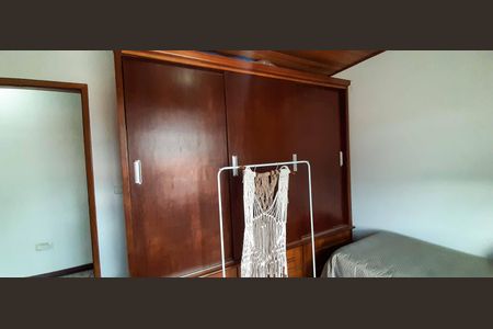 Casa à venda com 164m², 4 quartos e 2 vagas Casa à venda com 164m², 4 quartos e 2 vagasQuarto 3