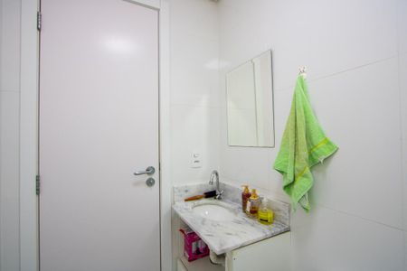 Apartamento à venda com 88m², 3 quartos e 1 vaga Apartamento à venda com 88m², 3 quartos e 1 vagaBanheiro social