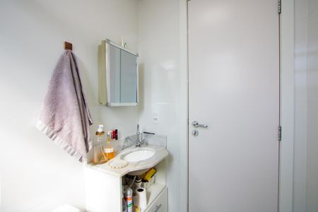 Apartamento à venda com 88m², 3 quartos e 1 vaga Apartamento à venda com 88m², 3 quartos e 1 vagaBanheiro do quarto 1