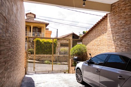 Casa à venda com 190m², 3 quartos e 2 vagas Casa à venda com 190m², 3 quartos e 2 vagasGaragem