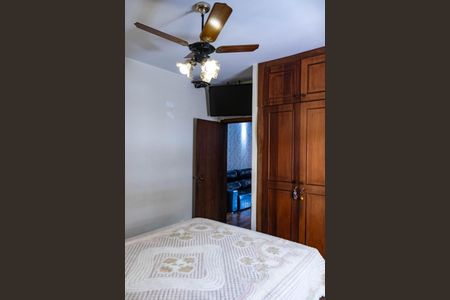 Casa à venda com 190m², 3 quartos e 2 vagas Casa à venda com 190m², 3 quartos e 2 vagasSuíte