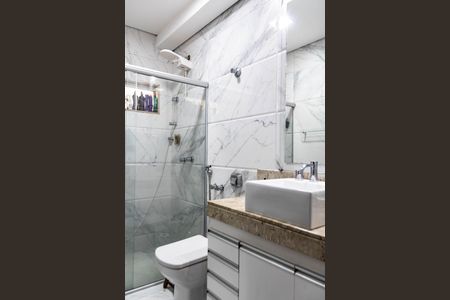 Casa à venda com 190m², 3 quartos e 2 vagas Casa à venda com 190m², 3 quartos e 2 vagasBanheiro Social