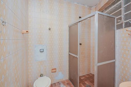 Casa para alugar com 128m², 4 quartos e 5 vagasBanheiro da Suíte 1