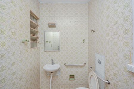 Casa para alugar com 128m², 4 quartos e 5 vagasBanheiro