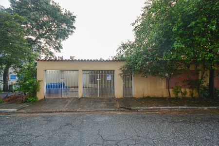 Casa para alugar com 128m², 4 quartos e 5 vagasFachada/Plaquinha
