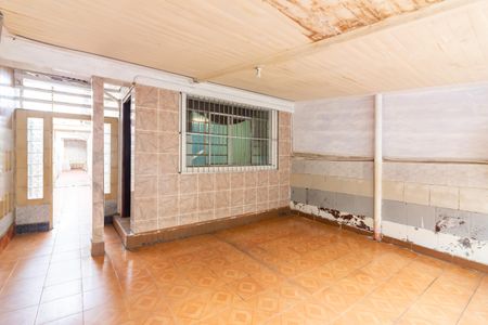 Casa à venda com 107m², 2 quartos e 2 vagas Casa à venda com 107m², 2 quartos e 2 vagasGaragem