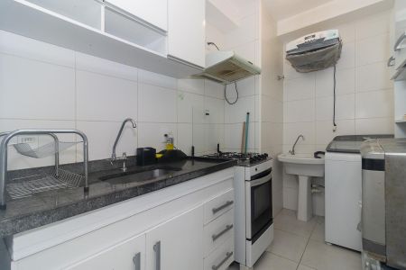 Apartamento à venda com 34m², 2 quartos e sem vaga Apartamento à venda com 34m², 2 quartos e sem vagaCozinha e Área de Serviço