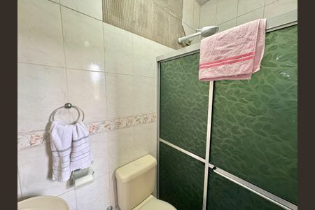 Casa à venda com 250m², 3 quartos e 5 vagasBanheiro da Suíte 1