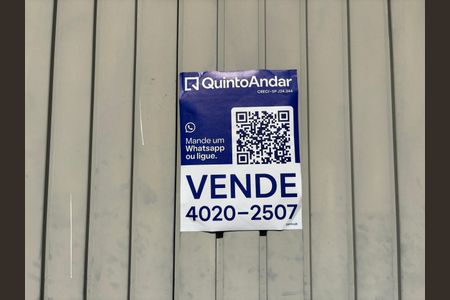 Casa à venda com 250m², 3 quartos e 5 vagasplaquinha instalada