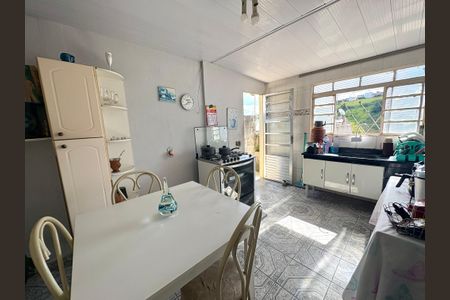 Casa à venda com 250m², 3 quartos e 5 vagasCozinha