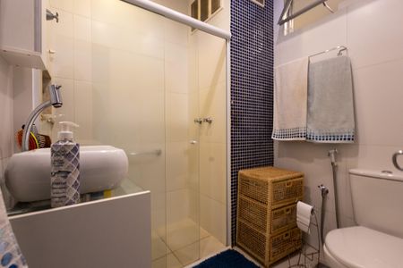 Apartamento à venda com 157m², 2 quartos e 2 vagas Apartamento à venda com 157m², 2 quartos e 2 vagasBanheiro Suíte