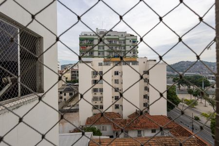 Apartamento à venda com 157m², 2 quartos e 2 vagas Apartamento à venda com 157m², 2 quartos e 2 vagasÁrea de Serviço Vista