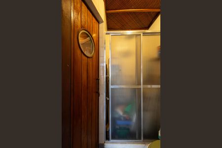 Apartamento à venda com 157m², 2 quartos e 2 vagas Apartamento à venda com 157m², 2 quartos e 2 vagasCobertura Banheiro