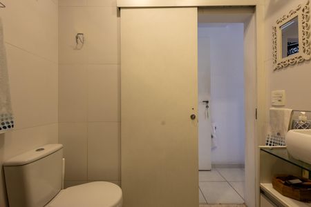 Apartamento à venda com 157m², 2 quartos e 2 vagas Apartamento à venda com 157m², 2 quartos e 2 vagasBanheiro Suíte