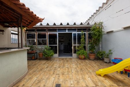 Apartamento à venda com 157m², 2 quartos e 2 vagas Apartamento à venda com 157m², 2 quartos e 2 vagasCobertura