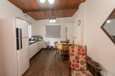 Casa à venda com 270m², 5 quartos e 3 vagasSuite 3