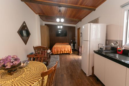 Casa à venda com 270m², 5 quartos e 3 vagasCozinha 2