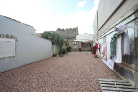 Casa à venda com 270m², 5 quartos e 3 vagasÁrea externa