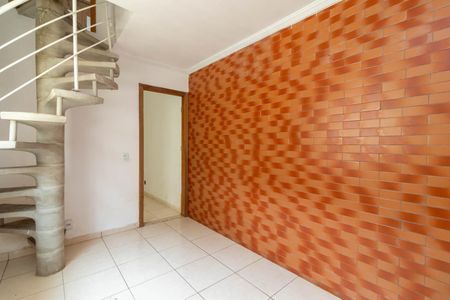 Casa à venda com 150m², 2 quartos e 2 vagasSala de TV
