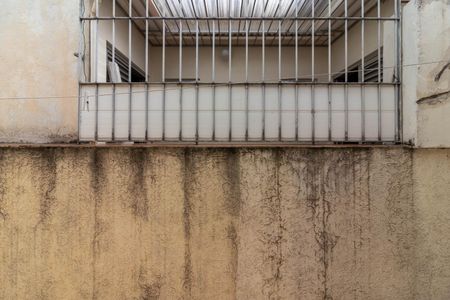 Casa à venda com 150m², 2 quartos e 2 vagasSala de TV - Vista