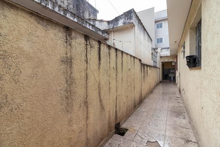 Casa à venda com 150m², 2 quartos e 2 vagasQuintal Lateral