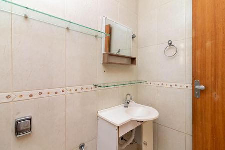 Casa à venda com 150m², 2 quartos e 2 vagasBanheiro