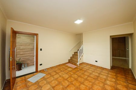 Casa à venda com 140m², 3 quartos e 2 vagasSala