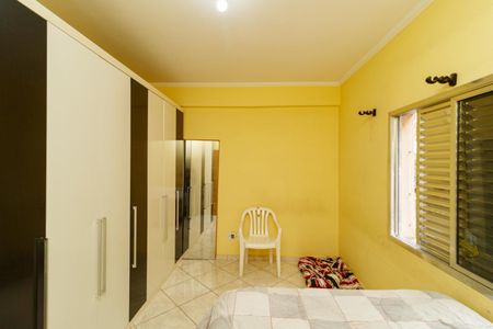 Apartamento à venda com 93m², 3 quartos e 1 vagaQuarto