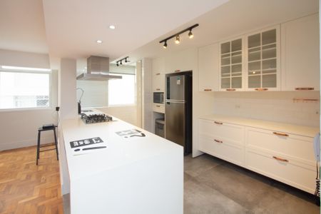 Apartamento à venda com 102m², 2 quartos e 1 vagaCozinha