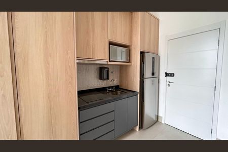 Studio para alugar com 25m², 1 quarto e sem vaga Studio para alugar com 25m², 1 quarto e sem vagaCozinha