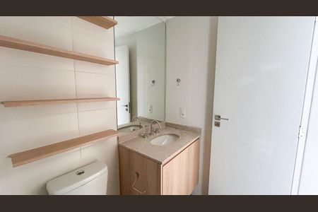 Studio para alugar com 25m², 1 quarto e sem vaga Studio para alugar com 25m², 1 quarto e sem vagaBanheiro