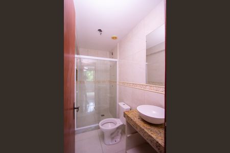 Apartamento para alugar com 65m², 2 quartos e 1 vaga Apartamento para alugar com 65m², 2 quartos e 1 vagaBanheiro