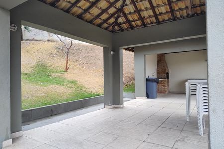 Apartamento para alugar com 65m², 2 quartos e 1 vaga Apartamento para alugar com 65m², 2 quartos e 1 vagaÁrea comum - Churrasqueira
